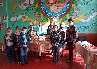 В клубе «Молодежный» проходит Выставка-конкурс декоративно-прикладного искусства «Хлеб – всему голова!», приуроченная ко Всемирному Дню хлеба