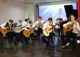 Фестиваль ансамблевой музыки, посвященный Году семьи в России
