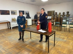 Сотрудники музея приняли участие в практическом занятии по пожарной безопасности