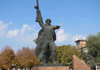 Мемориальный комплекс «Площадь 40-летия Победы»